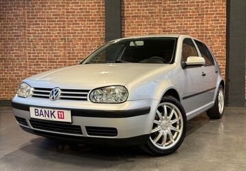 VW Golf 214.933 km 2.799 &euro; Dresden 01139