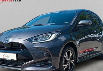 Toyota Yaris 2.500 km 25.240 &euro; Pirna 01796