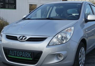 Hyundai i20 66.900 km 4.900 &euro; Dresden 01237