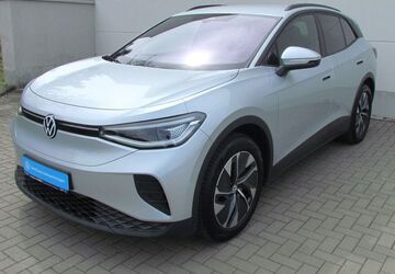VW ID.4 5.965 km 42.880 &euro; Dippoldiswalde 01744