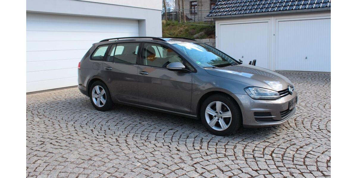 VW Golf 193.600 km 8.900 &euro; Klipphausen 01665