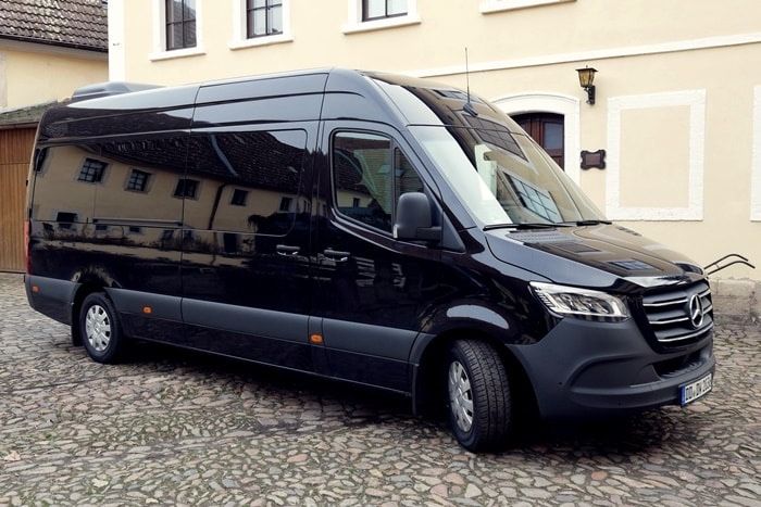 Mercedes-Benz Sprinter 179.000 km 53.000 &euro; Dresden 01237